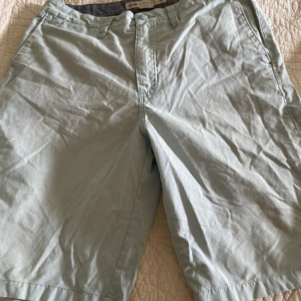 Men's Vans Khaki Shorts Off the Wall Shorts 30